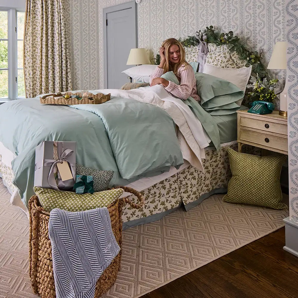 100% Cotton Percale Sheet Set with Crisp Cool Feel, Double-Hem Details, and Twin to Split King Sizes