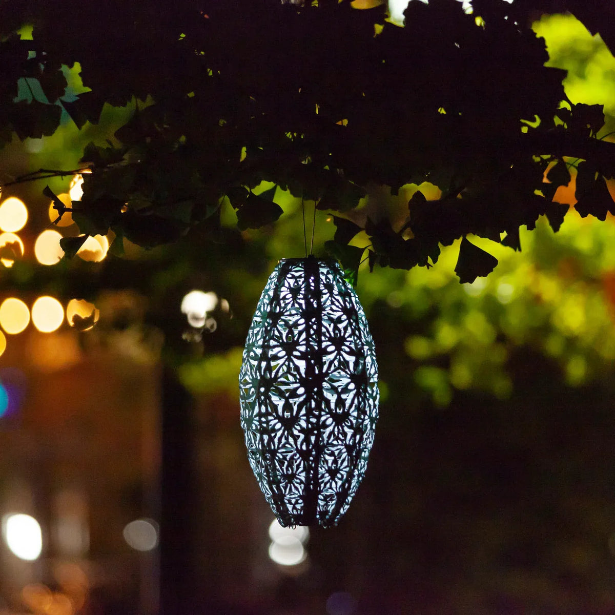 15-Inch Wildflower Pod Solar Lantern
