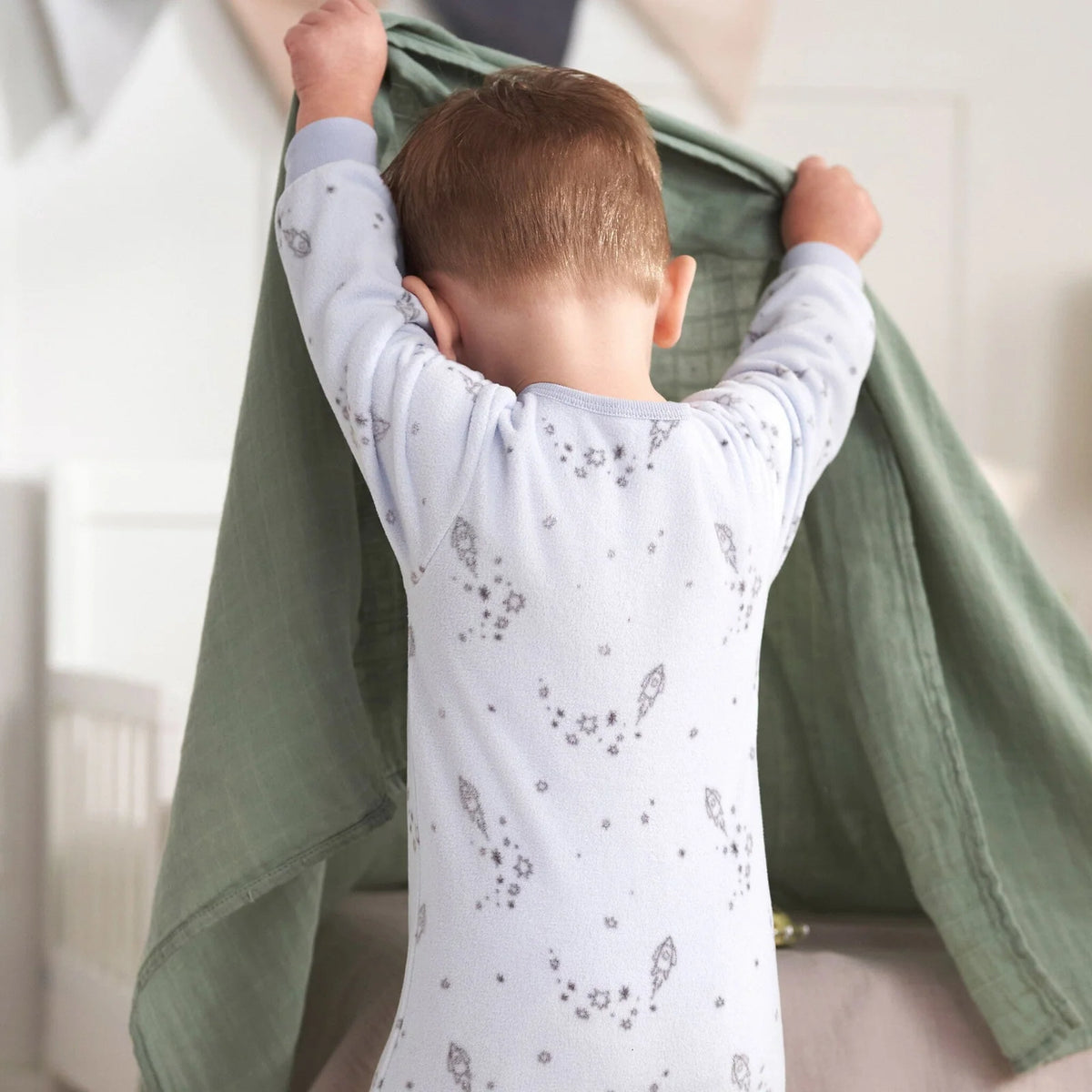 2-Pack Footed Fleece Pajamas for Babies and Toddlers with Soft Microfleece and Two-Way Zippers