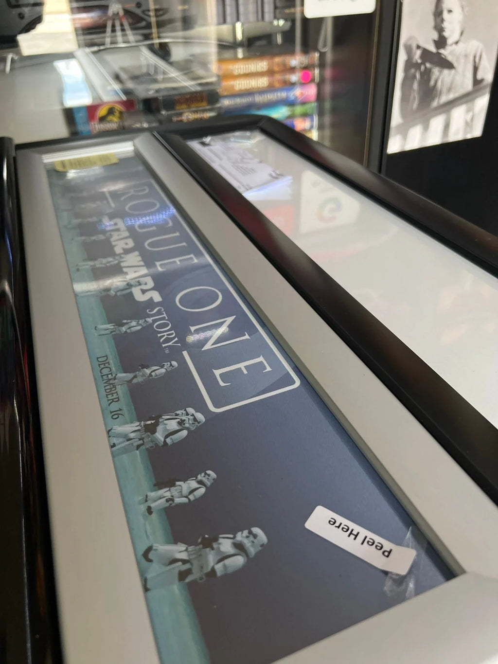 27x40 LED Poster Frame with 6000K Illumination, Snap-Open Borders and Adjustable Brightness in Multiple Colors
