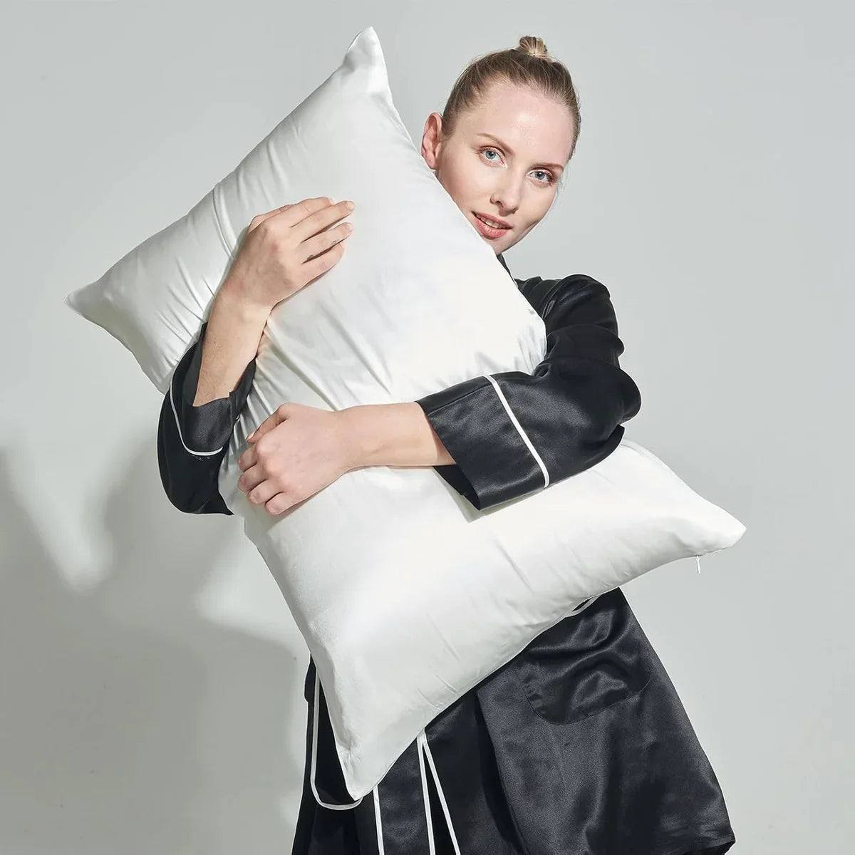 30 Momme Mulberry Silk Pillowcase