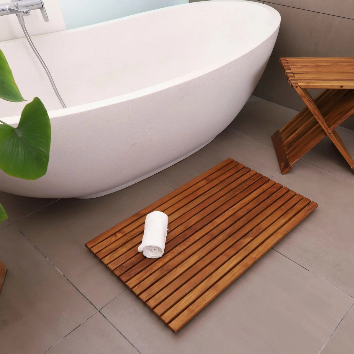 31.4 x 19.6 Inch Slatted Teak Shower and Bath Mat, Oiled
