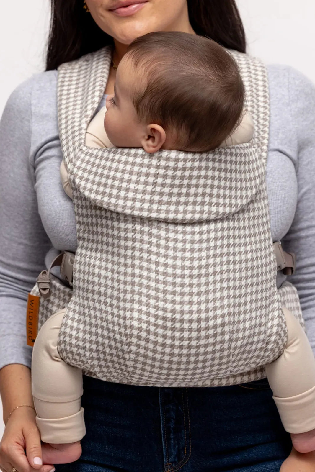 Aerial Soft-Structured Baby Carrier with Breathable Linen, Lumbar Support, Padded Straps and Adjustable Fit