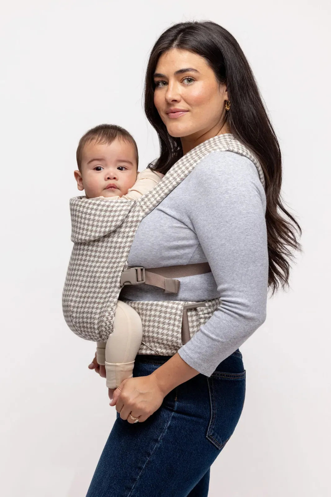 Aerial Soft-Structured Baby Carrier with Breathable Linen, Lumbar Support, Padded Straps and Adjustable Fit