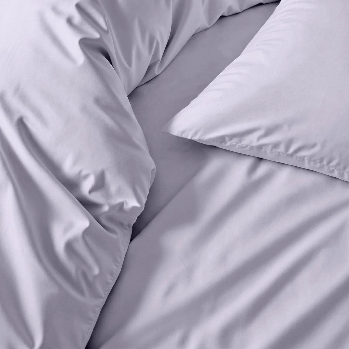 Australian Cotton Sateen Duvet Cover with 400 Thread Count, Corner Ties and Hidden Button Closure