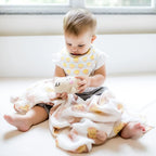 Baby Swaddle Blanket in Bamboo and Organic Cotton, 120 × 120 cm,