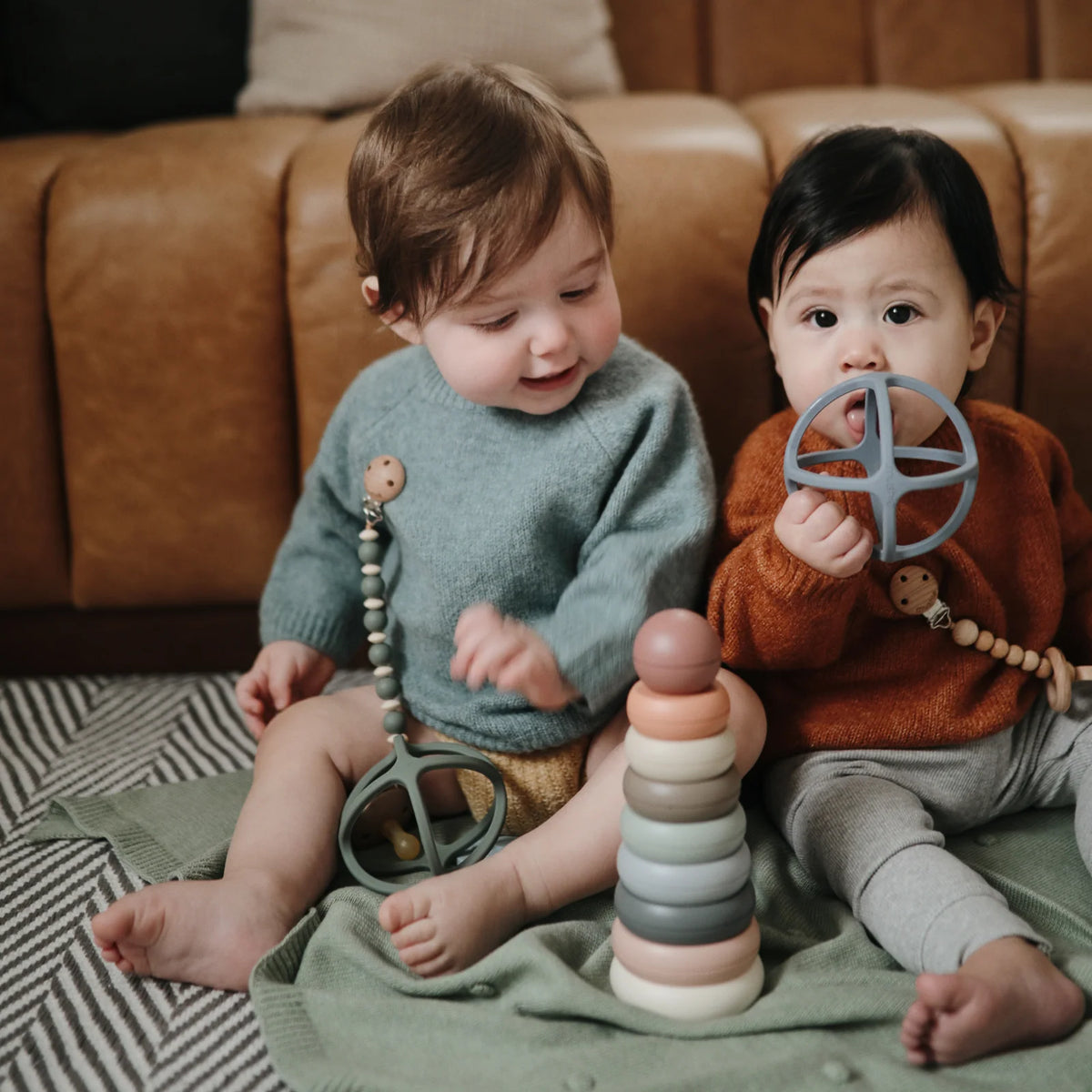 Baby Teether Ball in Food-Grade Silicone with Easy-Grasp Geometric Design and Five Neutral Color Choices