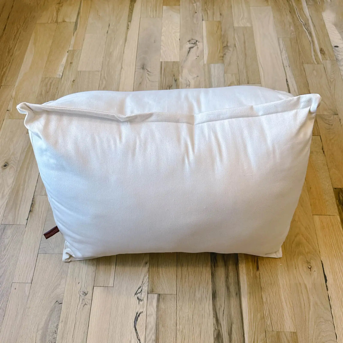 Backrest Pillow for Parents with Two Side Pockets for Comfortable Feeding, Cuddling and Reading in Bed