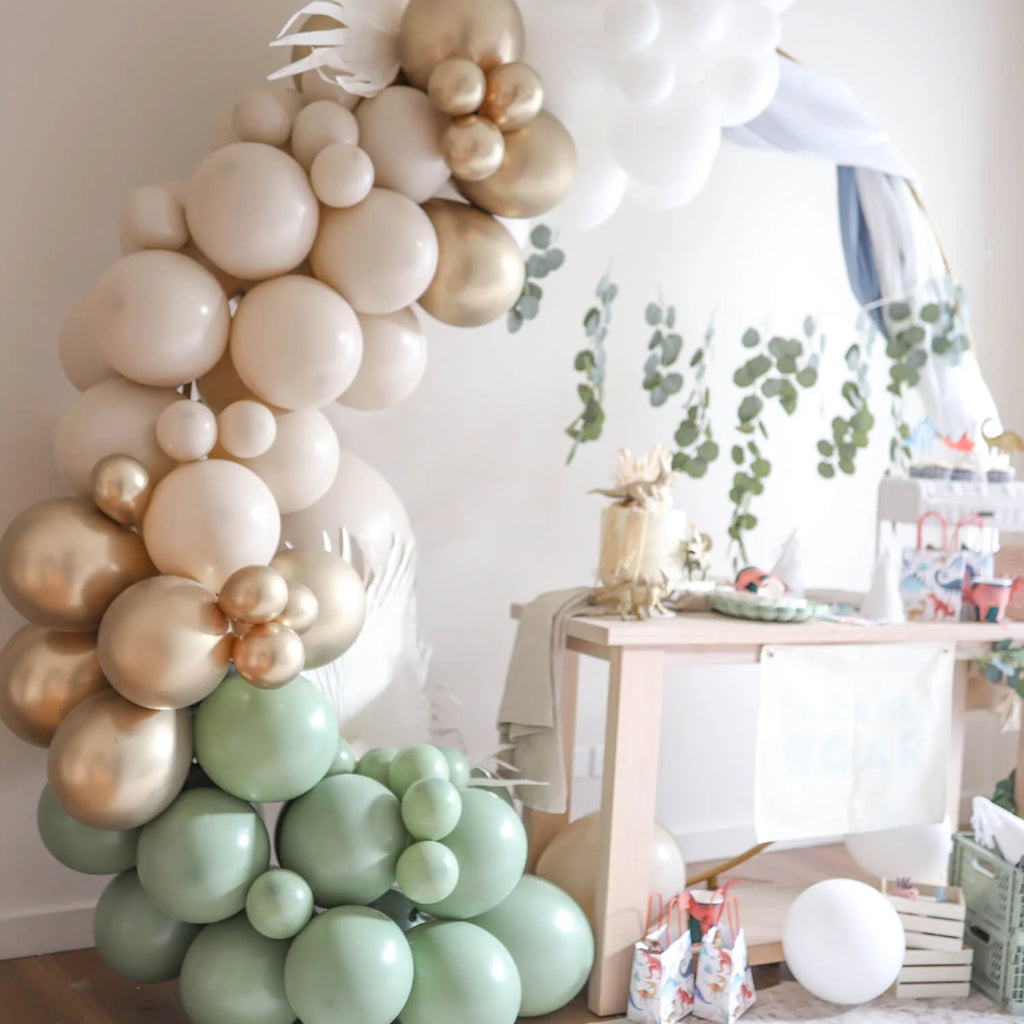 Balloon Garland Kit in Eucalyptus, White Sand, Gold and Matte