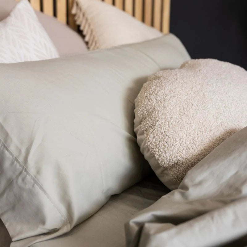 Bamboo Cooling Sheet Set with Extra-Long Staple Cotton, Moisture Management and Twin to Split California King Sizes
