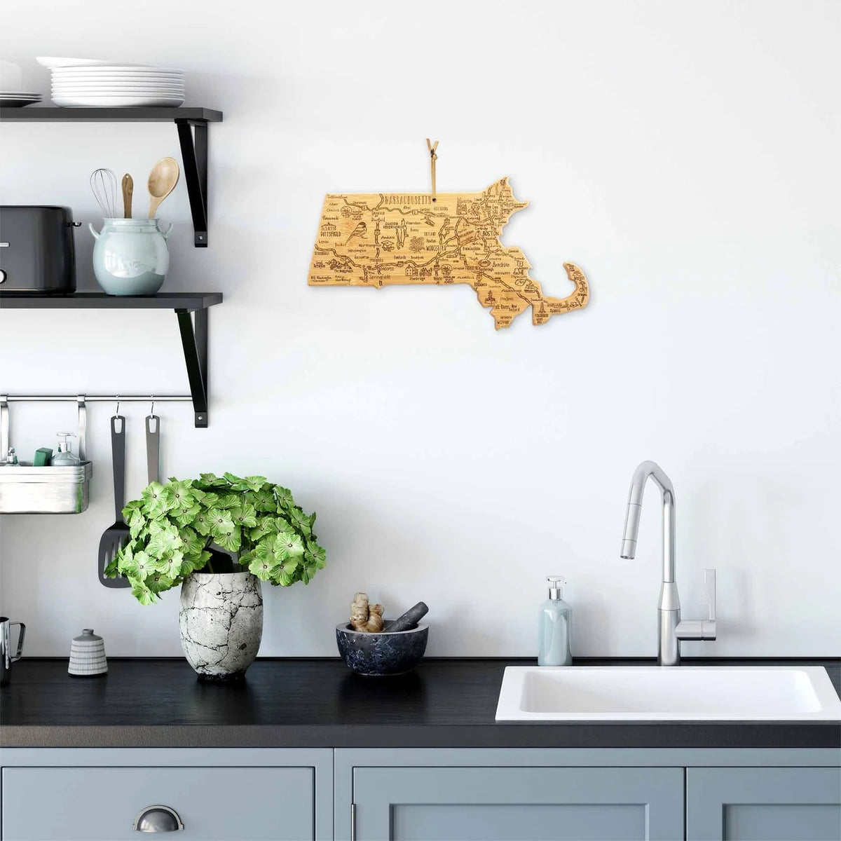 Bamboo Cutting Board in a Massachusetts Outline