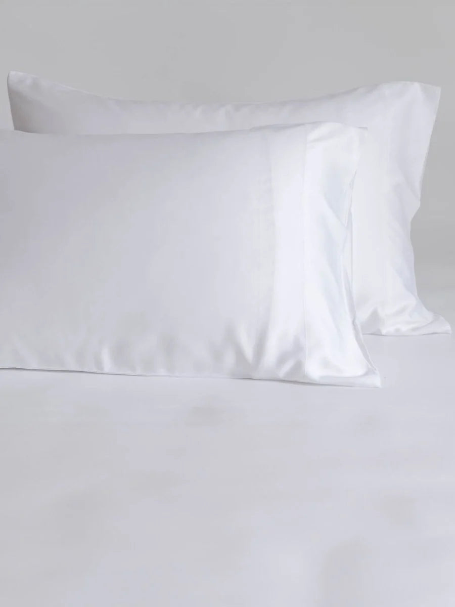 Bamboo Viscose Pillowcase Set with 400 Thread Count Sateen Weave and Envelope Closure — White / Standard/Queen / White / King