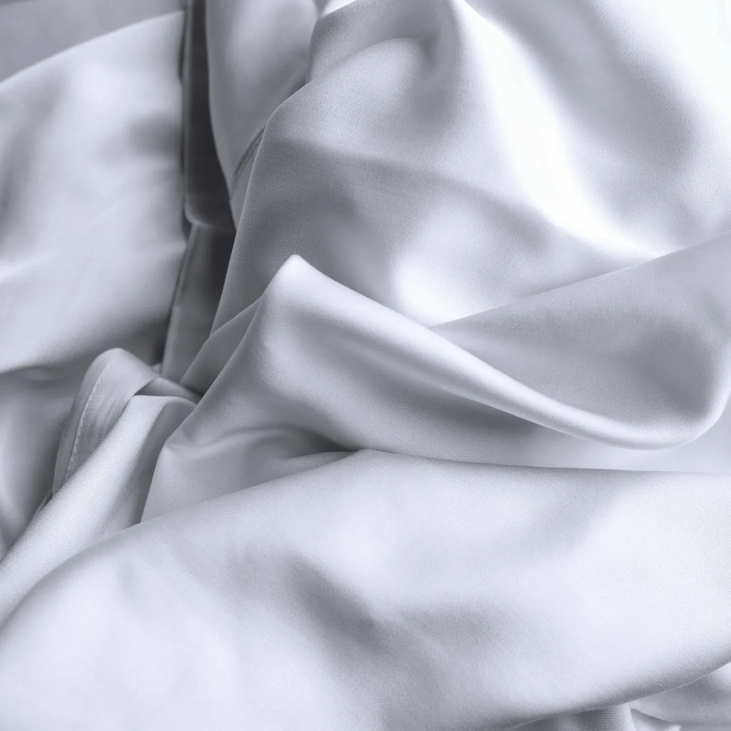 Bamboo Viscose Sheet Set for a Soft Sleeping Surface and Temperature Regulation in Thirteen Colors