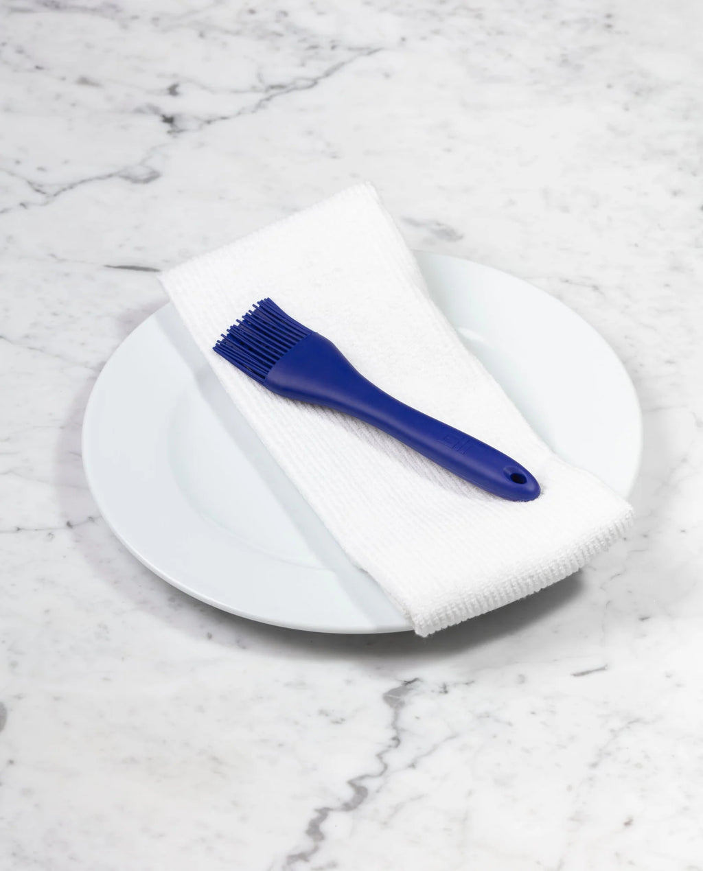 Basting Brush with Flexible Silicone Bristles, Zig-Zag Liquid-Catching Flaps and 425°F Heat Resistance