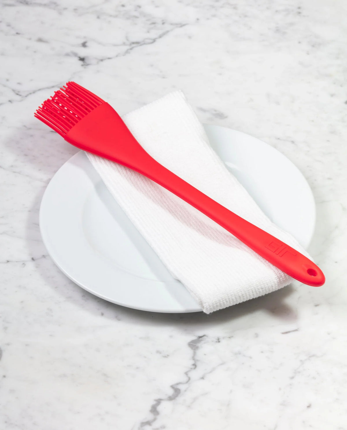 Basting Brush with Flexible Silicone Bristles, Zig-Zag Liquid-Catching Flaps and 425°F Heat Resistance