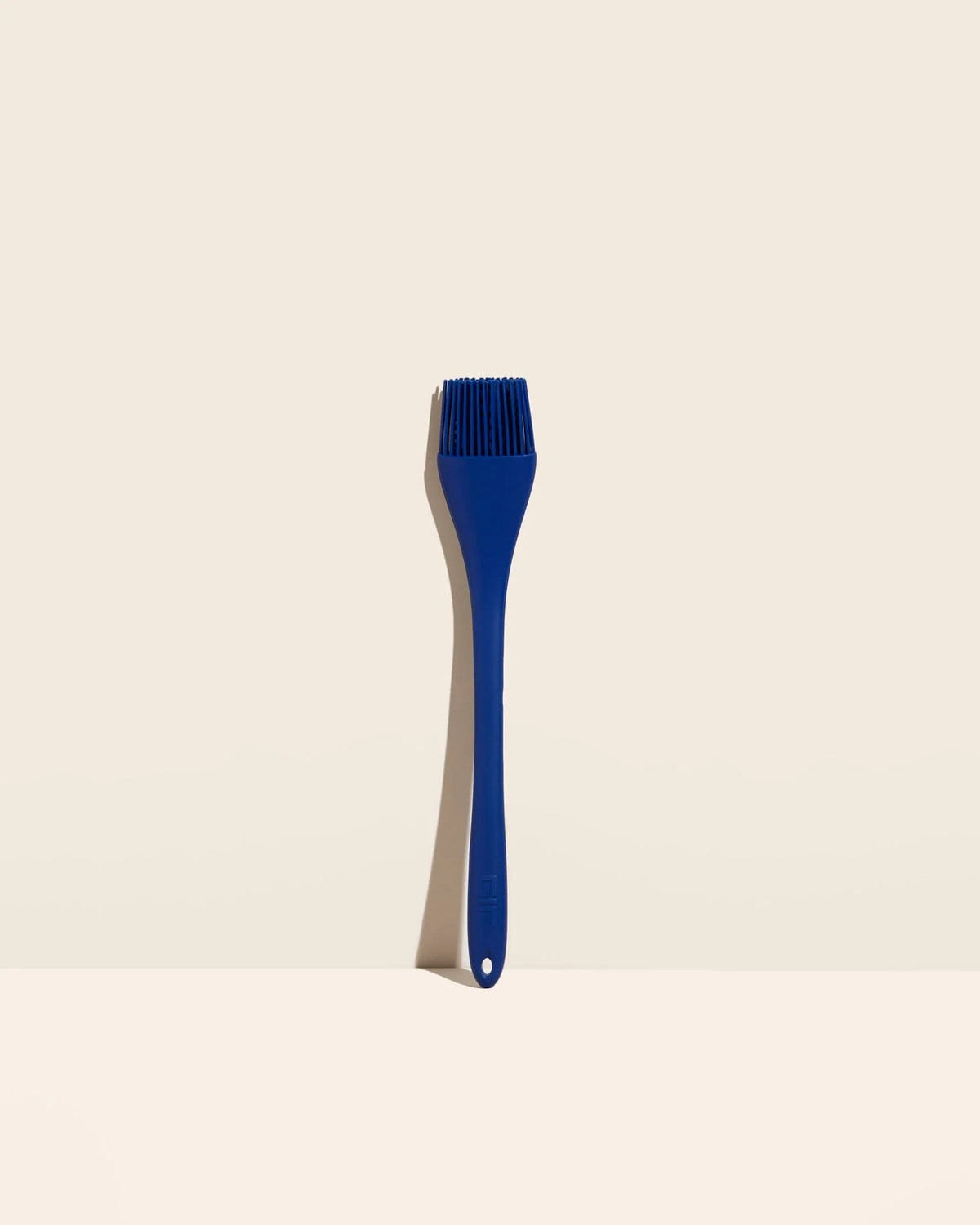 Basting Brush with Flexible Silicone Bristles, Zig-Zag Liquid-Catching Flaps and 425°F Heat Resistance