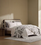 Bed Blanket in Soft, Breathable Snug Fabric
