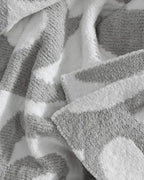 Bed Blanket in Soft, Breathable Snug Fabric