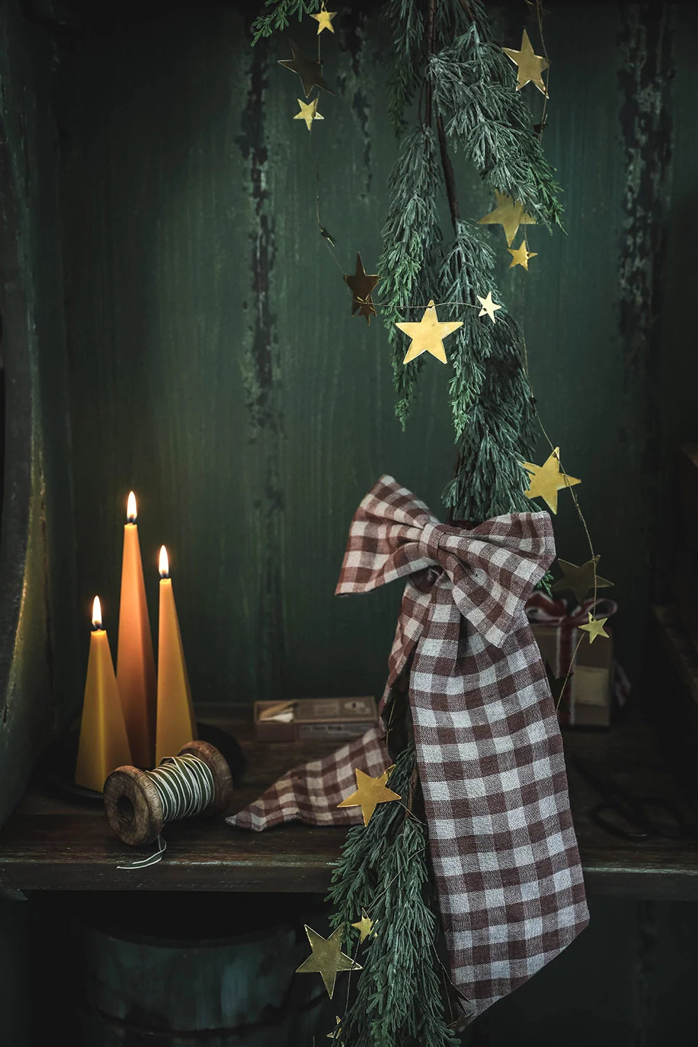 Brass Star Garland in Mixed Star Sizes, Handcrafted in India for Tabletop and Windowsill Displays