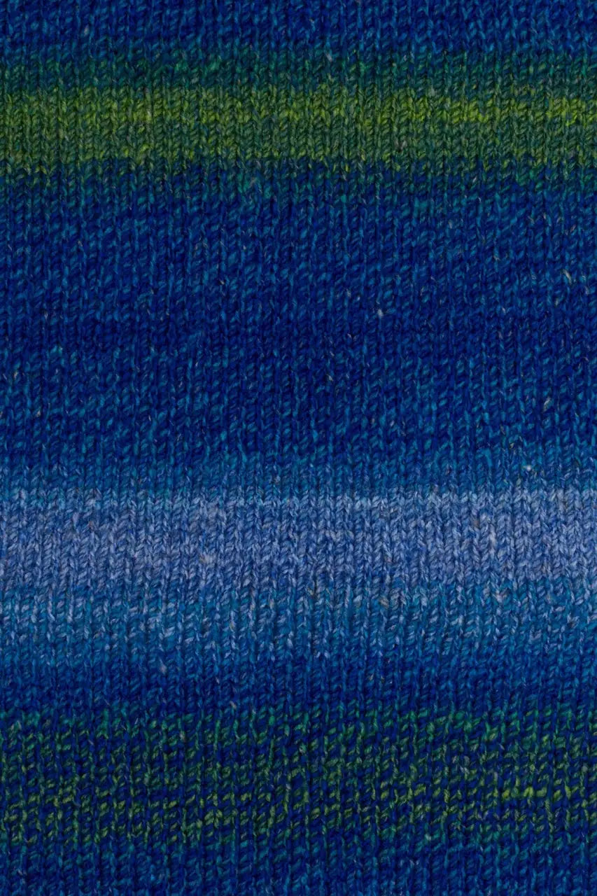 Bulky Acrylic Yarn in a Generous 200g Ball