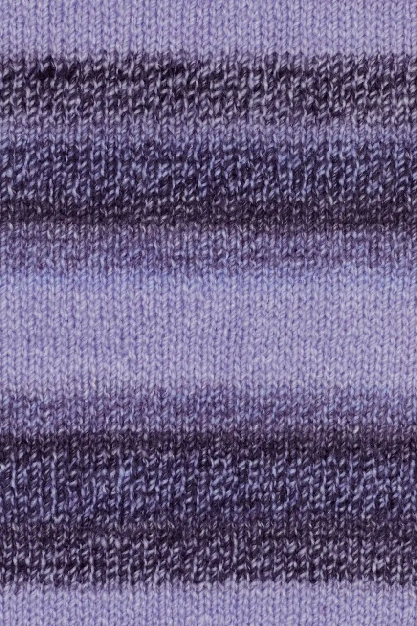 Bulky Acrylic Yarn in a Generous 200g Ball