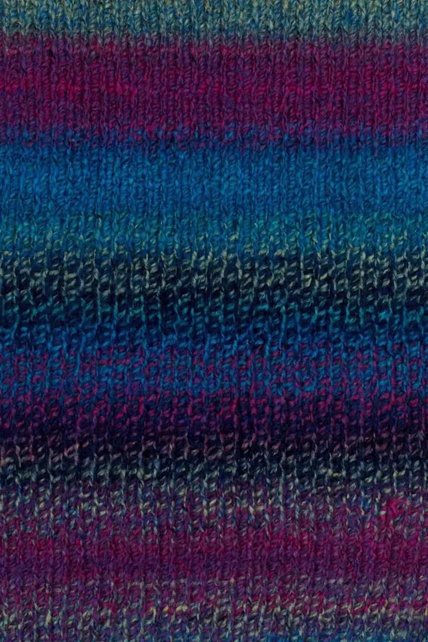 Bulky Acrylic Yarn in a Generous 200g Ball