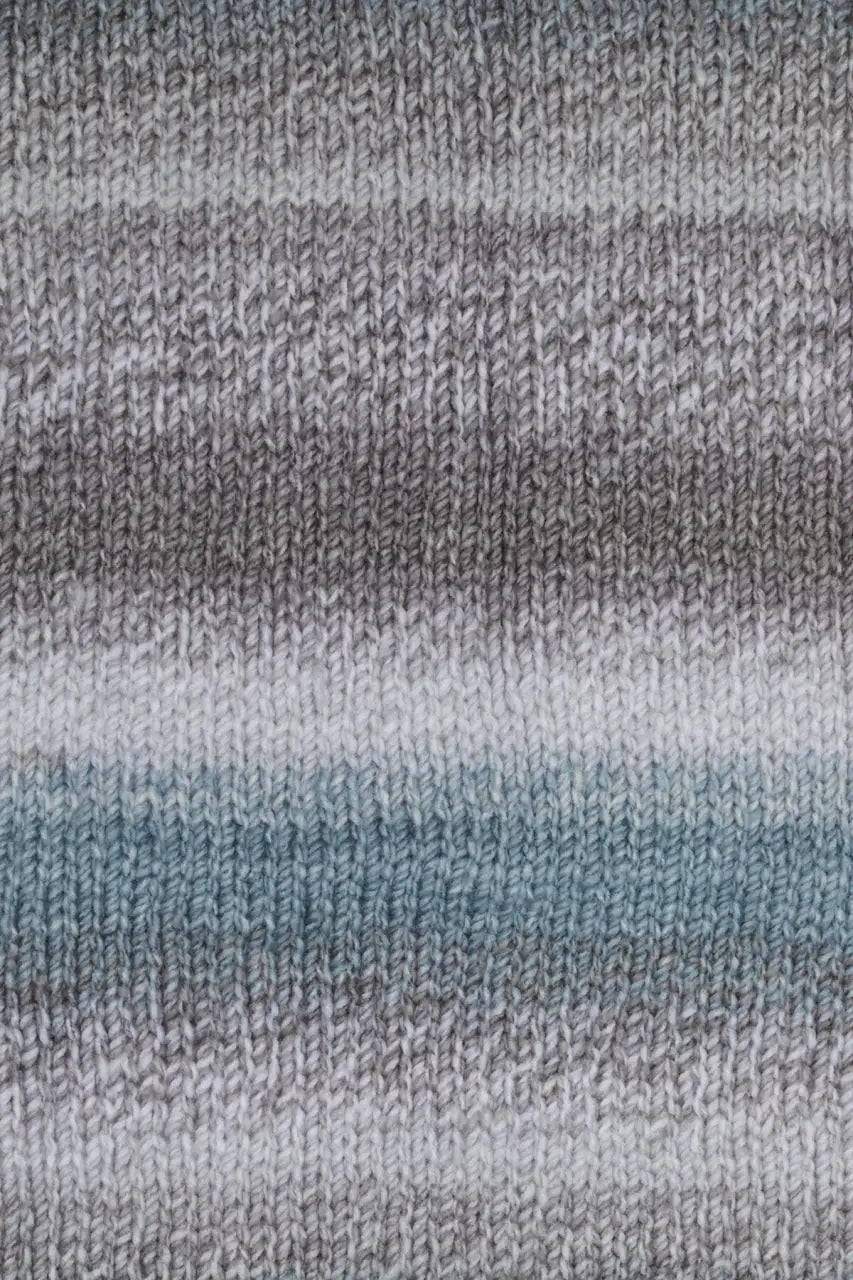 Bulky Acrylic Yarn in a Generous 200g Ball