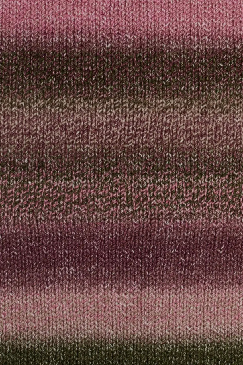 Bulky Acrylic Yarn in a Generous 200g Ball