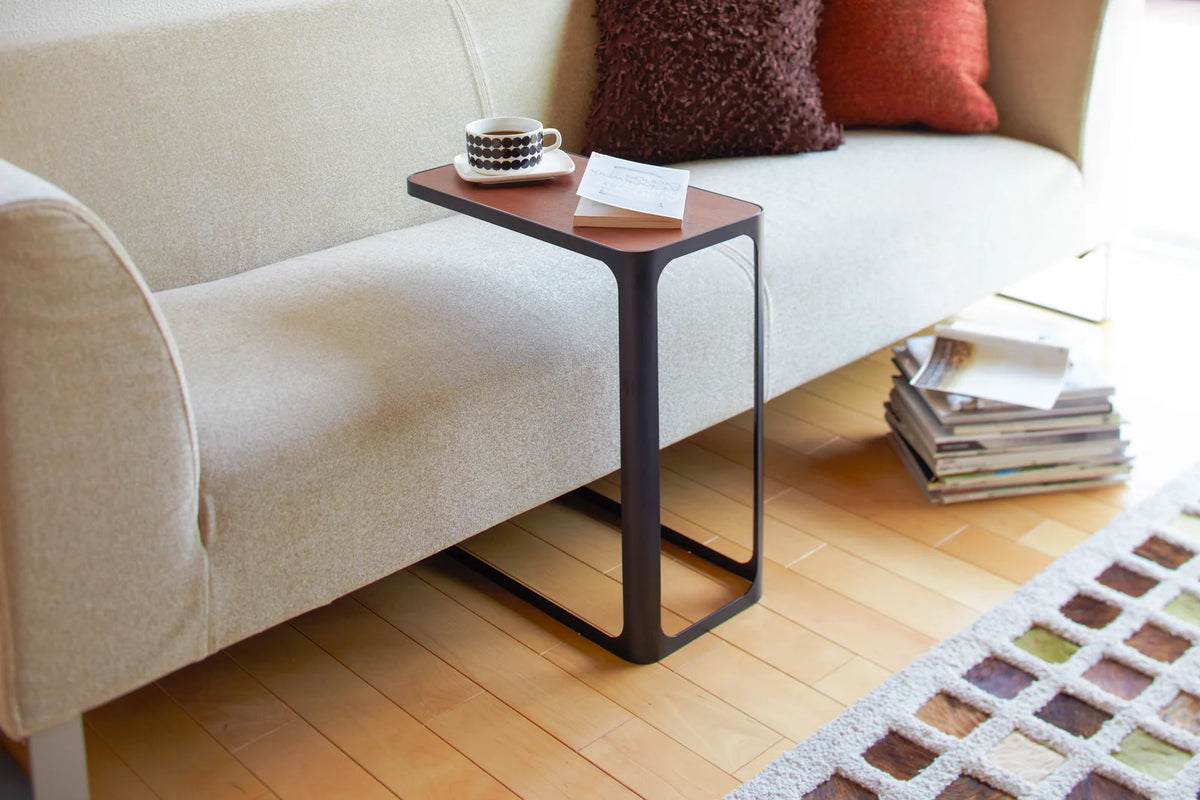 C Shaped End Table, Black