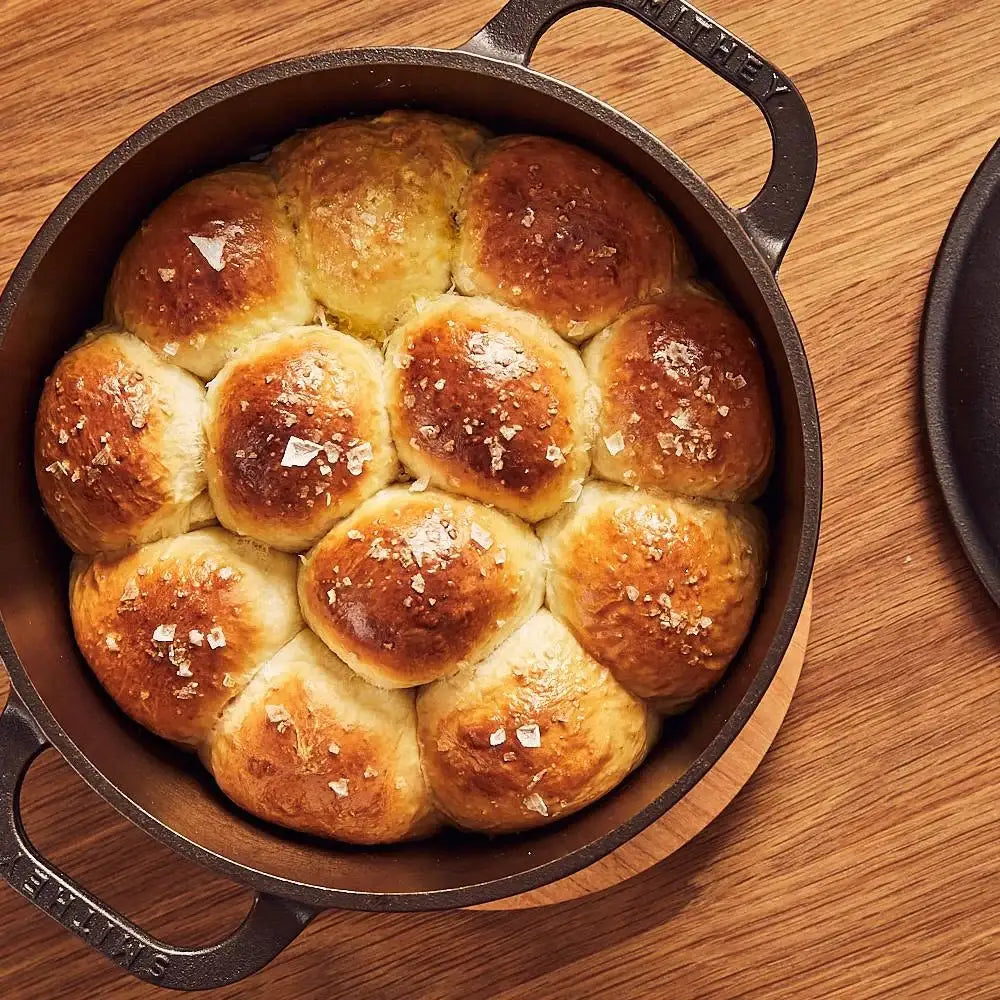 Cast Iron Dutch Oven