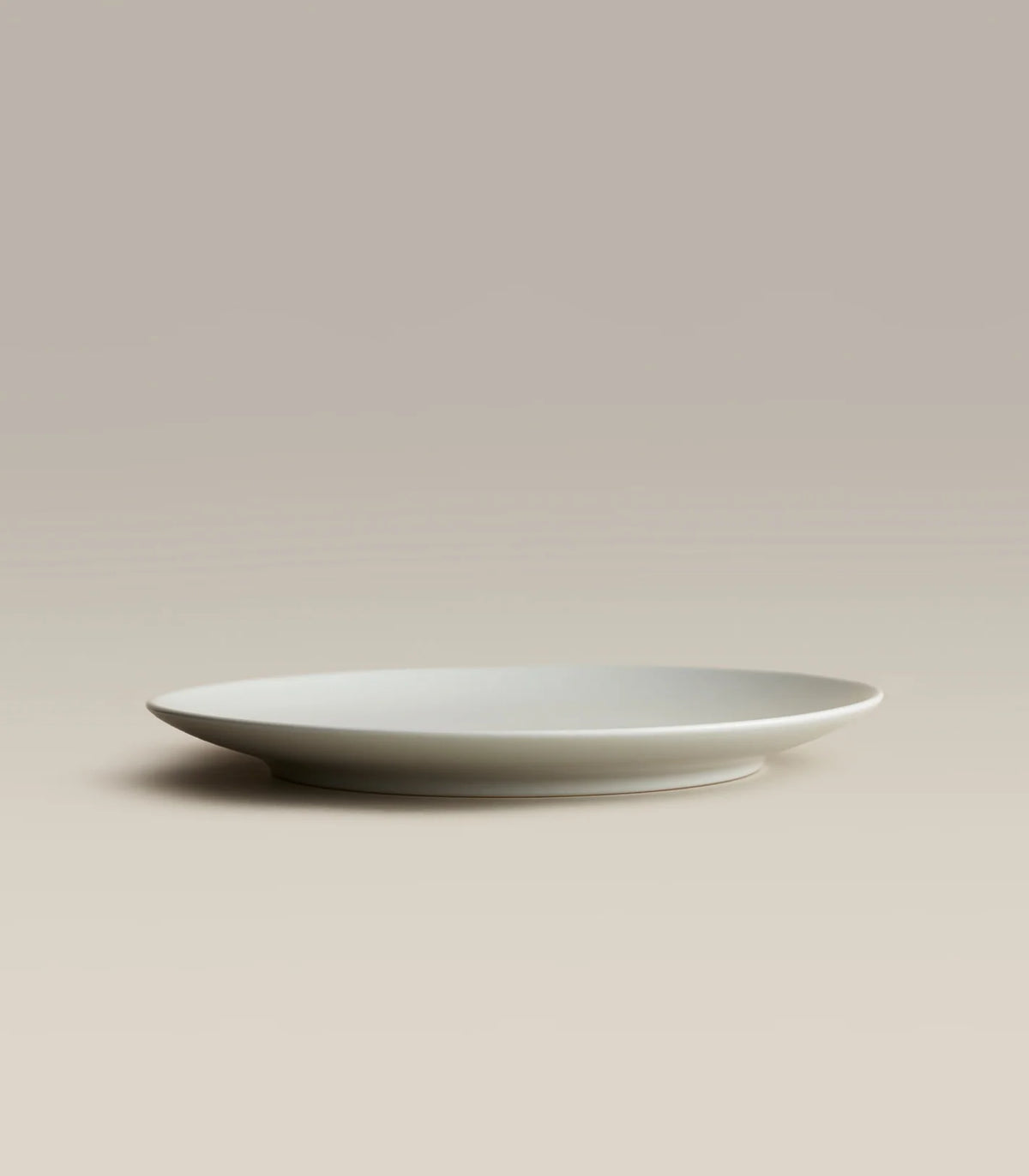 Ceramic Dinner Plates with Rimless Coupe Design in Nine Colors for Breakfast, Brunch, Lunch, Dinner and Everyday Meals
