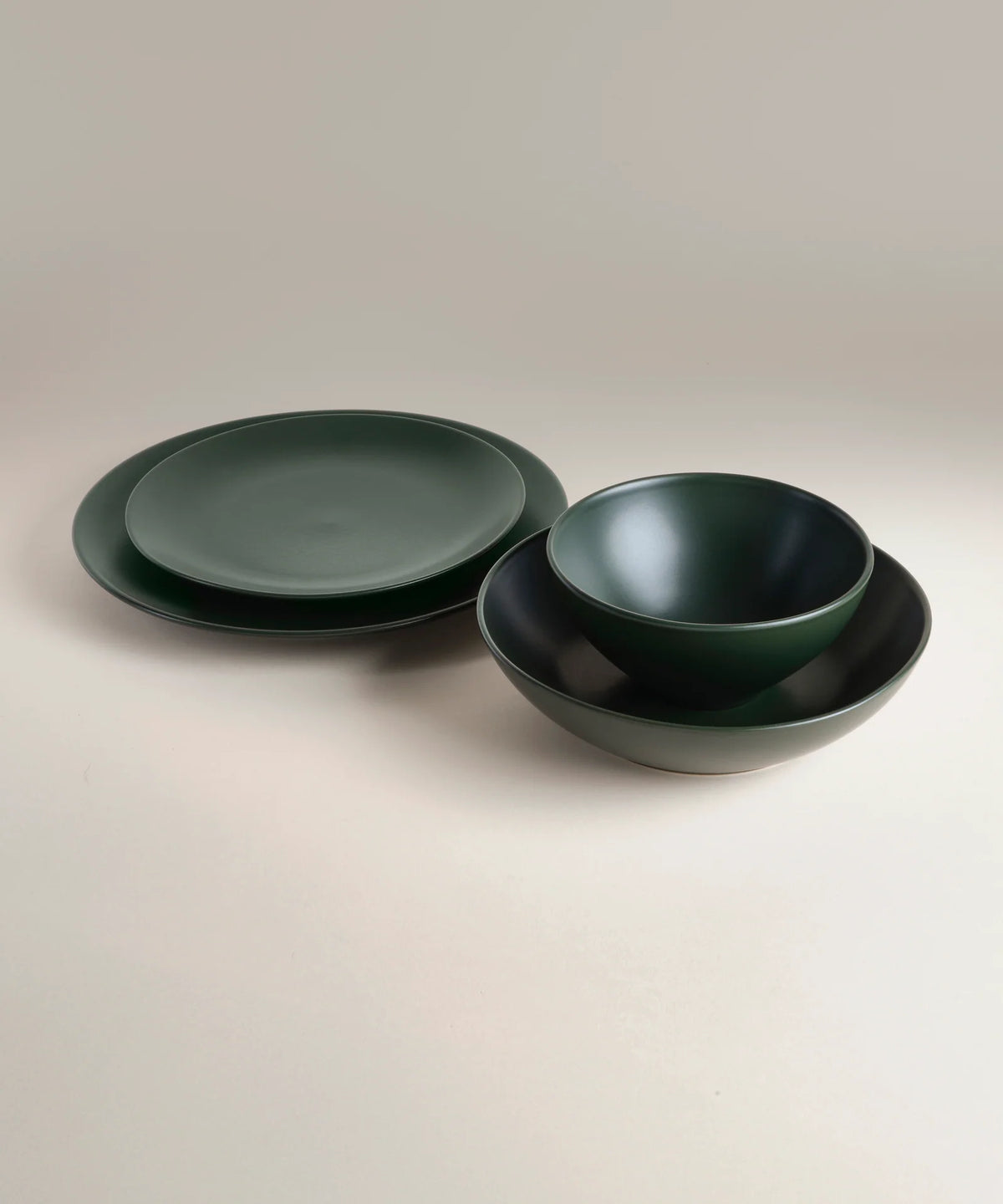 Ceramic Dinner Plates with Rimless Coupe Design in Nine Colors for Breakfast, Brunch, Lunch, Dinner and Everyday Meals