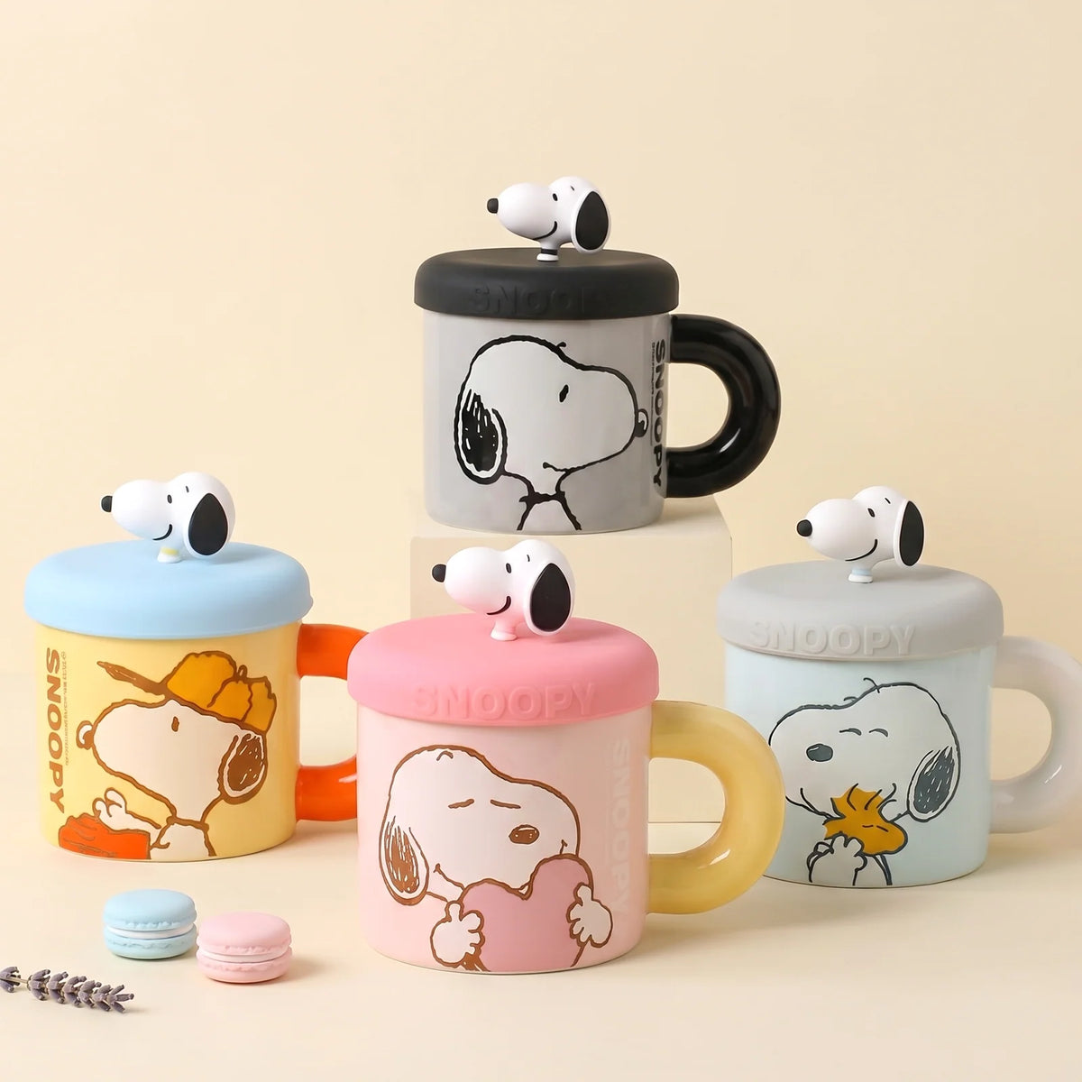 Ceramic Mug with 360 ml Capacity, 3D Character Silicone Lid and Chunky Handle for Cozy Hot or Cold Drinks