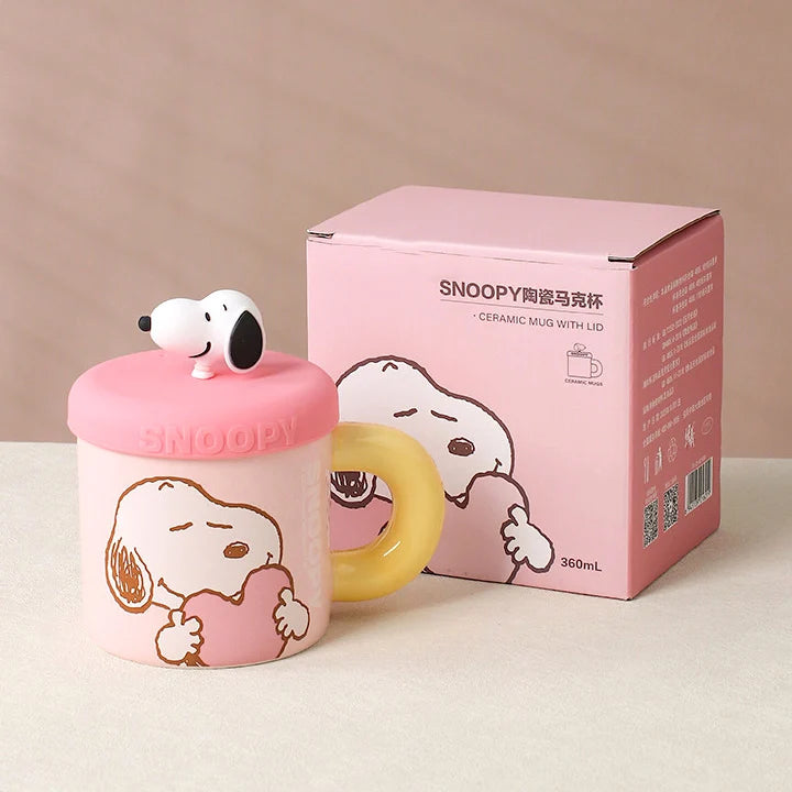 Ceramic Mug with 360 ml Capacity, 3D Character Silicone Lid and Chunky Handle for Cozy Hot or Cold Drinks