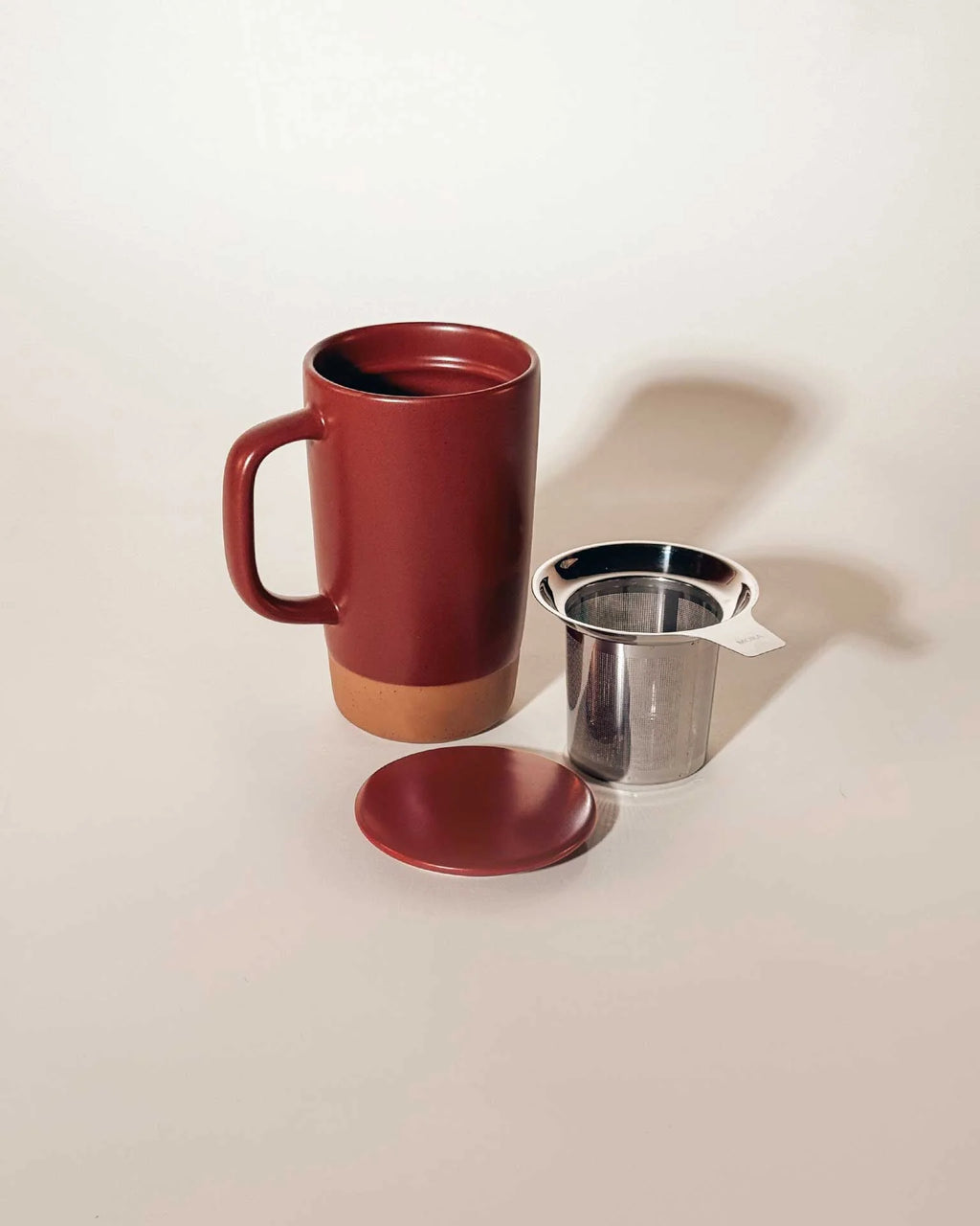 Ceramic Tea Mug Infuser Set with a Removable Fine-Mesh Strainer and Lid That Doubles as a Resting Tray