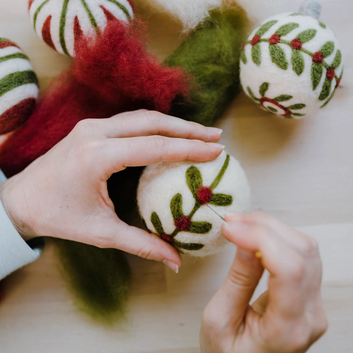 Christmas Ornament Needle Felting Kit