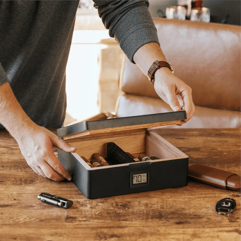 Cigar Humidor in Matte Black for 20–40 Cigars with a Built-In Digital Hygrometer and Spanish Cedar Lining