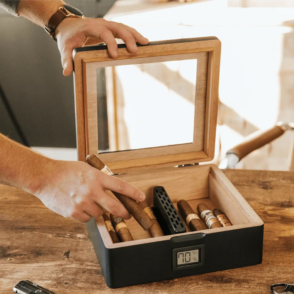 Cigar Humidor in Matte Black for 20–40 Cigars with a Built-In Digital Hygrometer and Spanish Cedar Lining