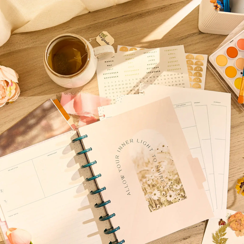 Classic Vertical Planner Extension Pack with Undated Calendar Pages and Nature-Inspired Floral Dividers