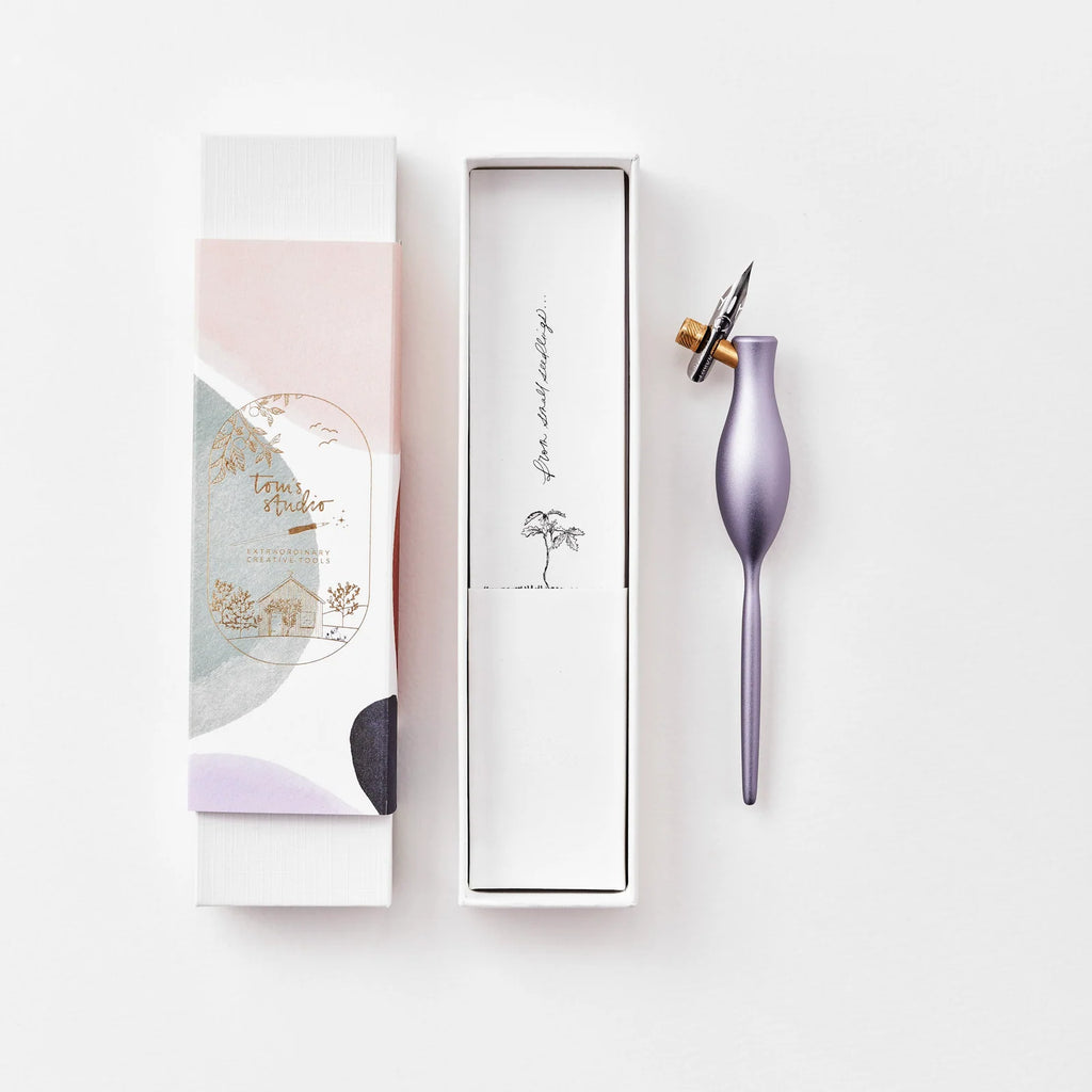 Compact Calligraphy Pen Holder