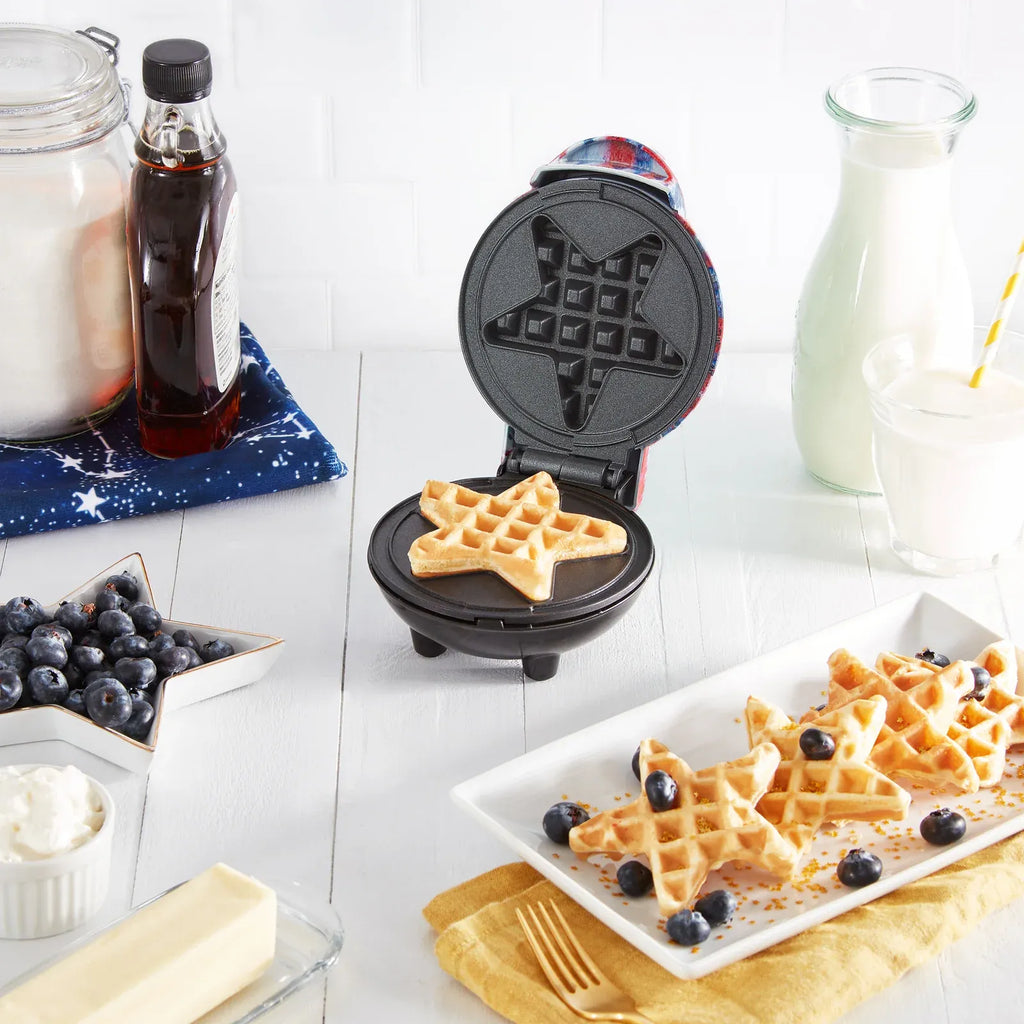 Compact Star Mini Waffle Maker
