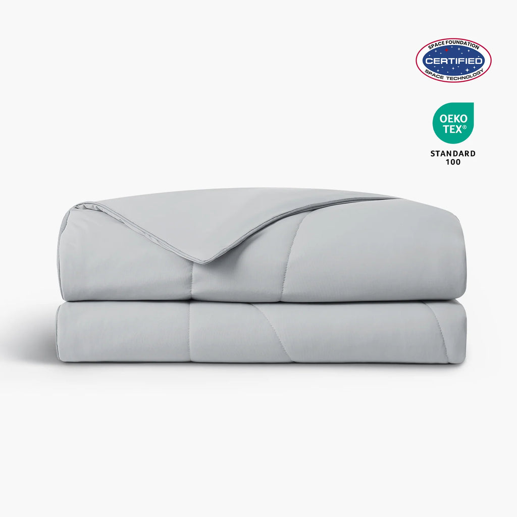 Cooling Comforter in Cool Grey for Hot Sleepers, Featuring Soft Breathable Fabric and Machine-Washable Care