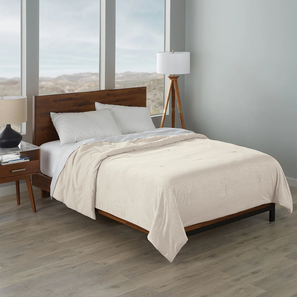 Cooling Jersey Comforter with Moisture-Controlled Knit Fabric, Machine-Washable Polyester Fill and Six Color Choices