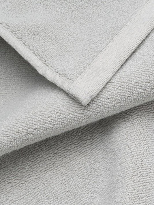 Cotton and Bamboo Viscose Washcloths with Plush 600 GSM Zero-Twist Texture for Daily Cleansing