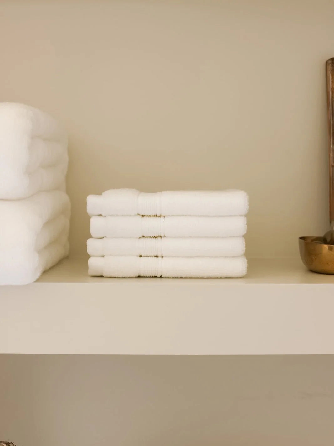 Cotton and Bamboo Viscose Washcloths with Plush 600 GSM Zero-Twist Texture for Daily Cleansing