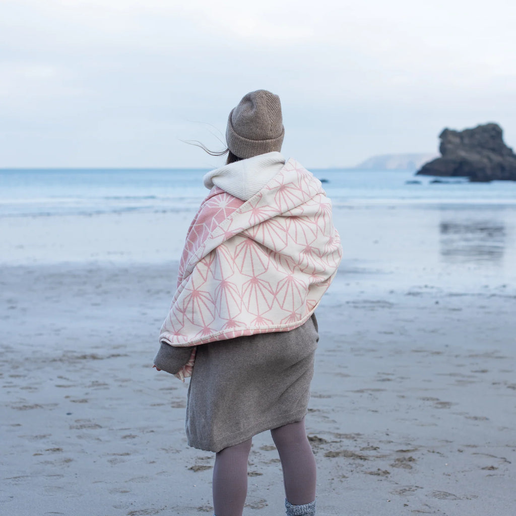 Cotton Blanket in Pink Shell
