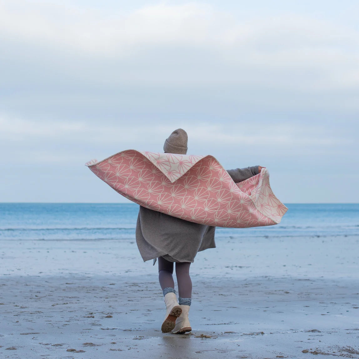 Cotton Blanket in Pink Shell