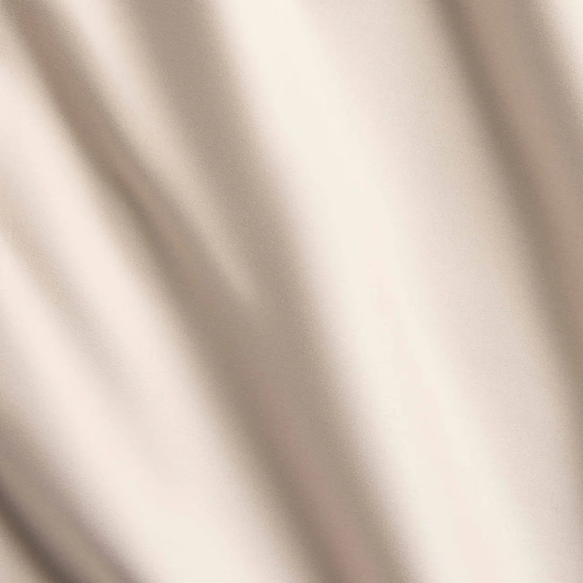 Cotton Sateen Sheet Set in 100% Long-Staple Cotton for Smooth Comfort and Easy Everyday Bed-Making