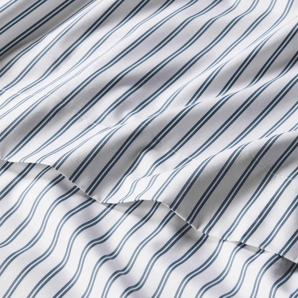 Cotton Sateen Sheet Set in 100% Long-Staple Cotton for Smooth Comfort and Easy Everyday Bed-Making
