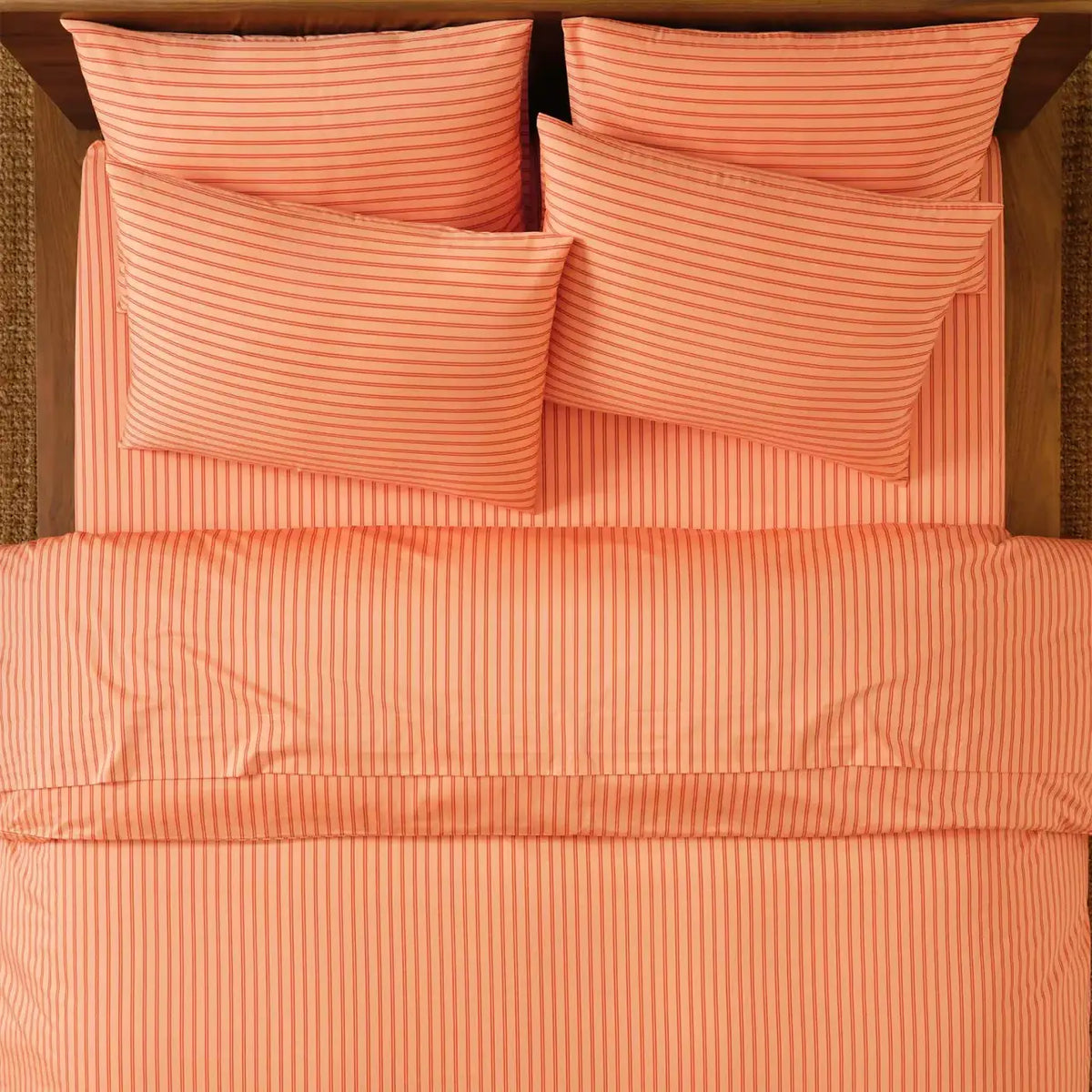 Cotton Sateen Sheet Set in 100% Long-Staple Cotton for Smooth Comfort and Easy Everyday Bed-Making